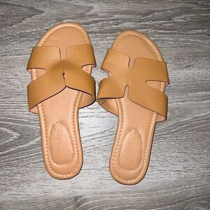 Women's Tan Slide Sandals